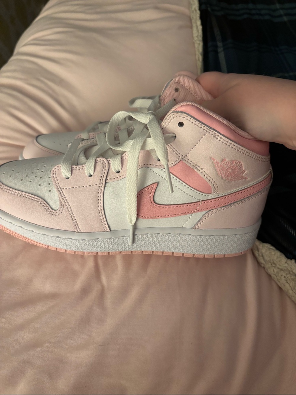 Nike Pink & White Low-Top Sneakers - Picture 7 of 11